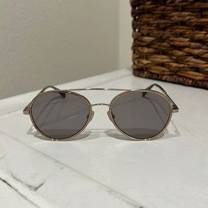 Max Mara two tone sunglasses like new no scratches!